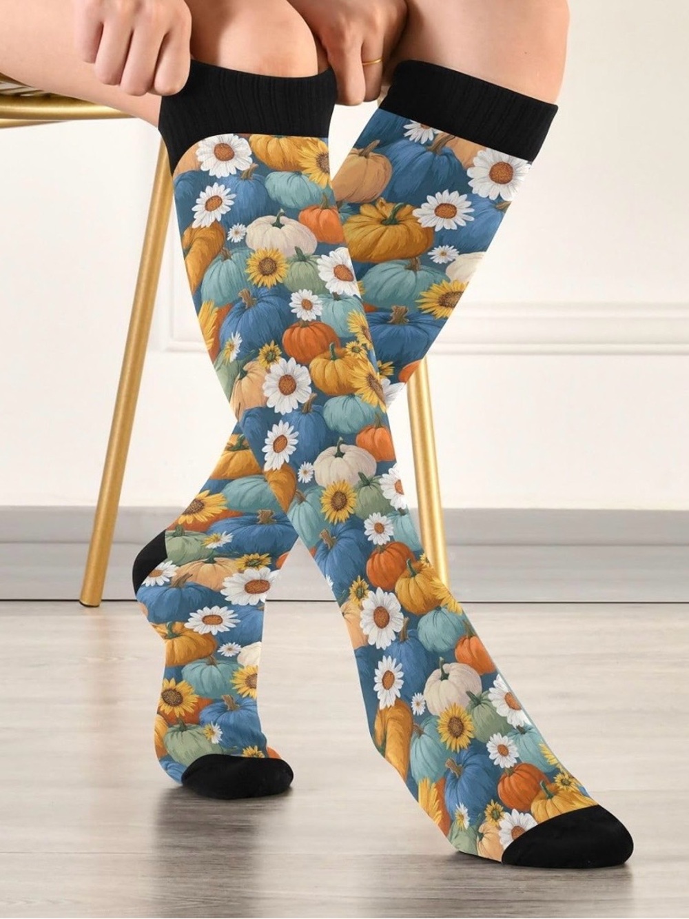 Fall Pumpkin Floral Compression Knee-High Socks – One Size – NWT